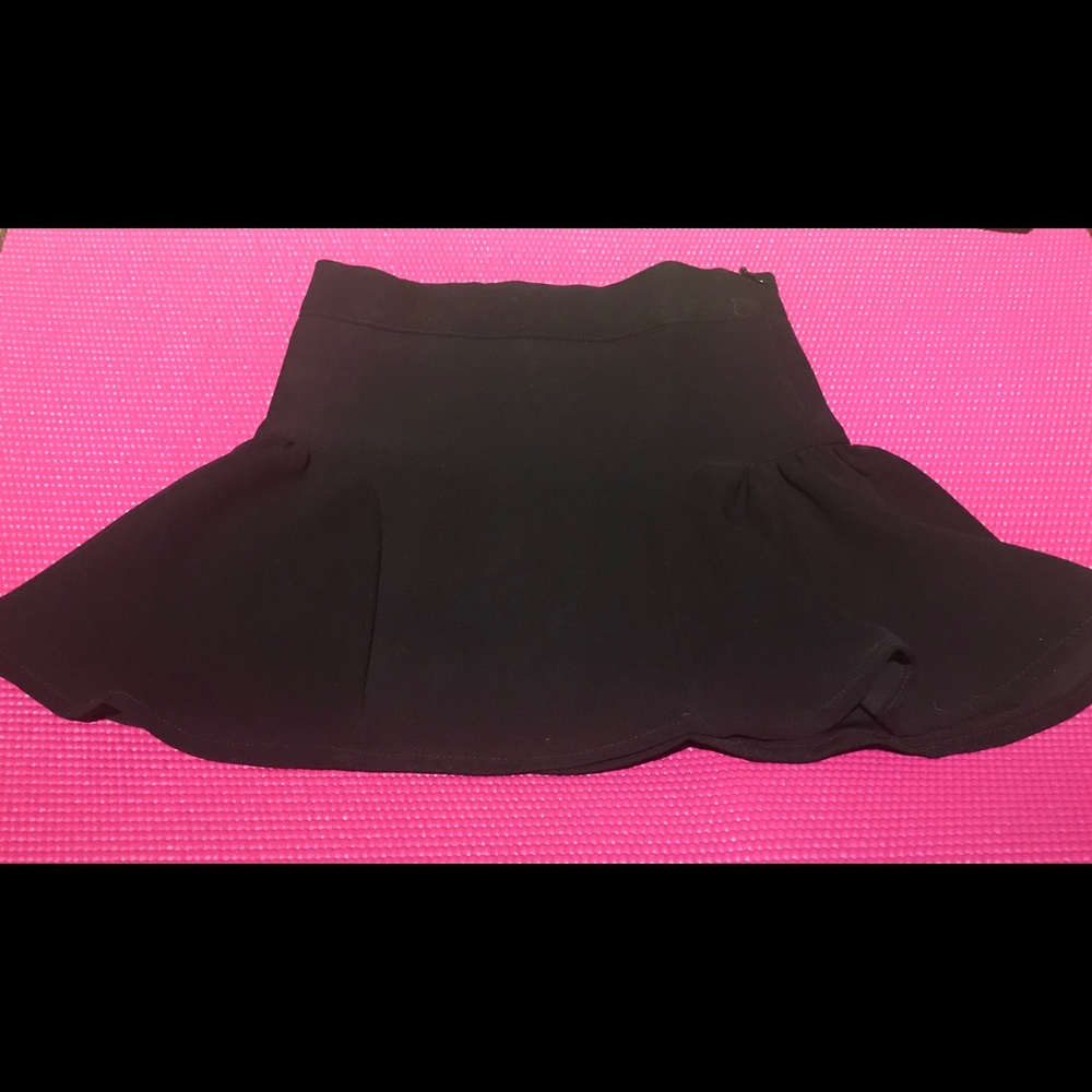 EUC Motoreta Spain Black Twirl Skirt Size 2/3